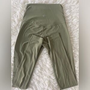 Green Lululemon leggings
